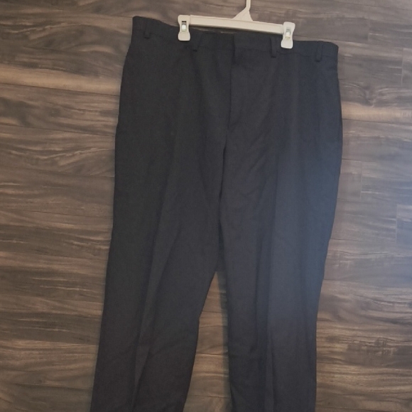 Ralph Lauren Wool Slim Fit Dress Pants - 36W x 32L - Charcoal Gray​ - Picture 3 of 10